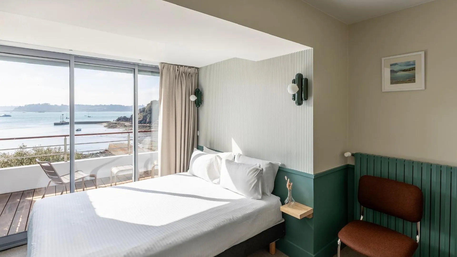Hotel Bellevue Bréhat